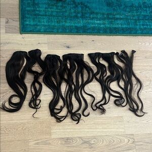 BELLAMI Elegant Black Hair Extensions